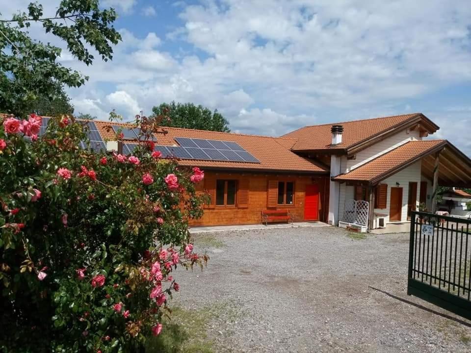 Agriturismo Bio Apipoli Villa Lucino Eksteriør bilde