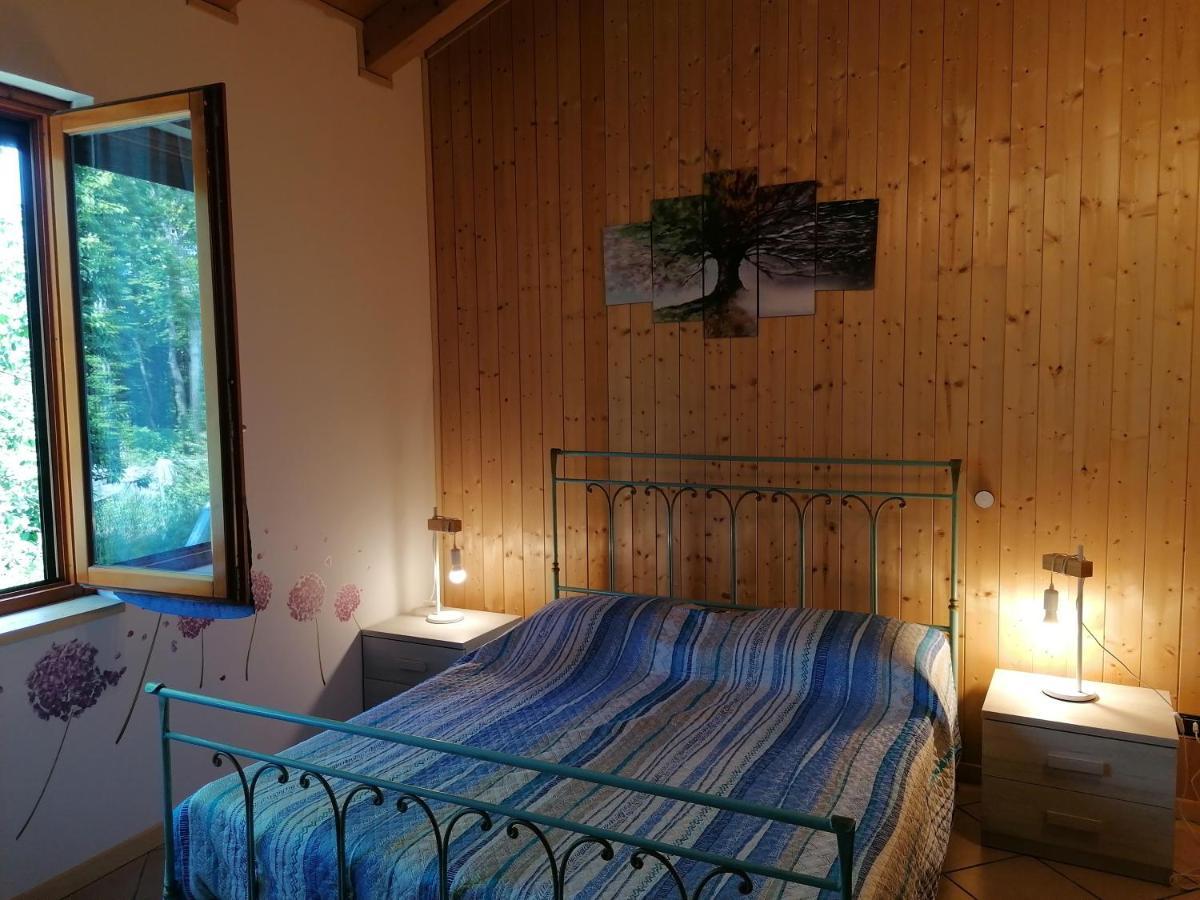Agriturismo Bio Apipoli Lucino Eksteriør bilde